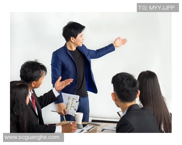 贾诚在职场中的成长与挑战：从新手到行业精英的奋斗历程